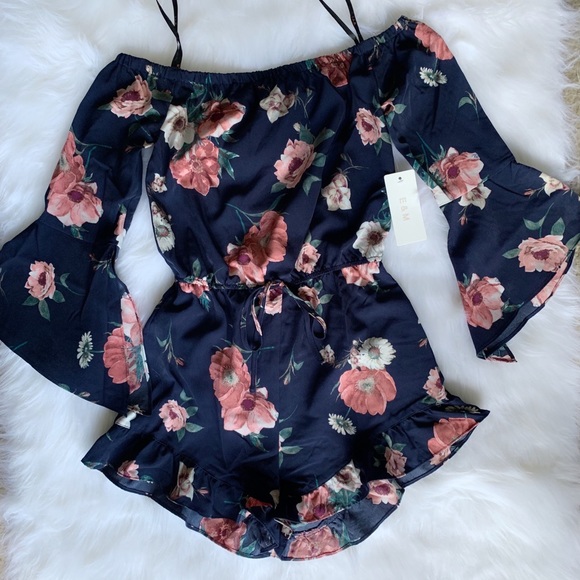 Dresses & Skirts - Floral Playsuit